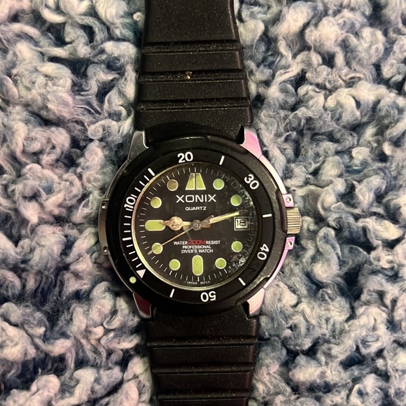 Professional divers Xonix watch (batteries not included) - Picture 2 of 3